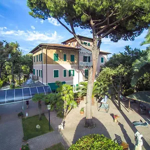 Battelli Marina di Pietrasanta